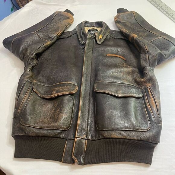 AVIREX A-2 Flight Brown Distressed Leather Homeward Bound Jacket Size Medium - Picture 8 of 13